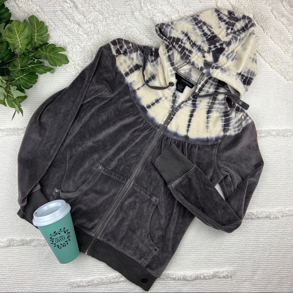 • Calvin Klein Jeans• Tie Dye Velvet Hoodie
